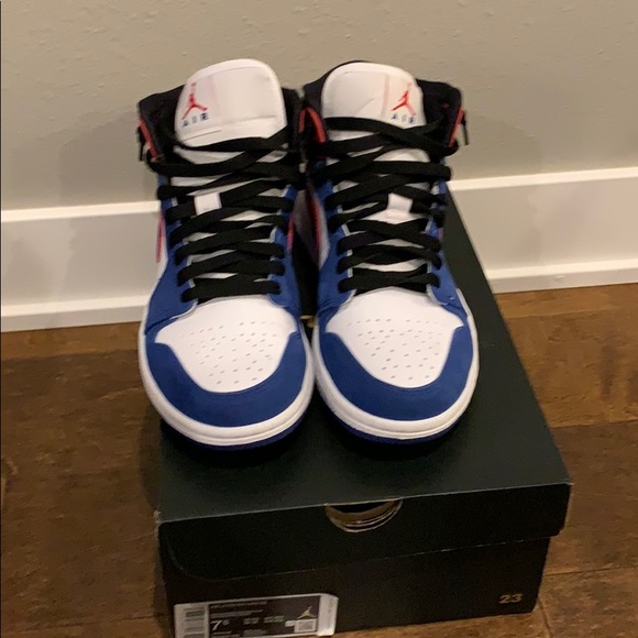 *SOLD ON EBAY* Jordan 1 Mid Multicolor Swoosh 7.5 - Picture 7 of 7